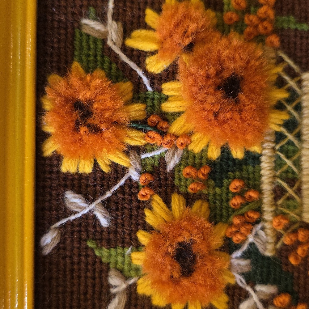 Fall Sunflower Vintage Crewel - Picture 3 of 3